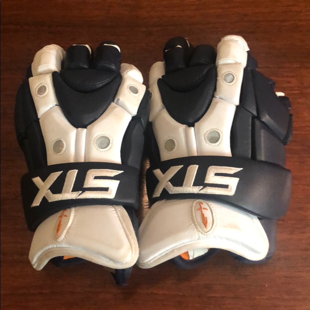 YOUTH STX LACROSSE GLOVES - size medium